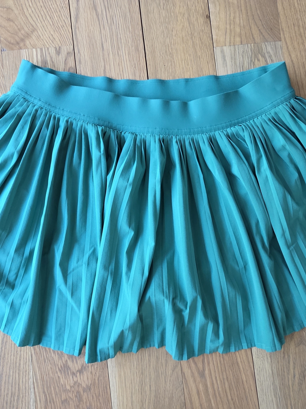 lululemon athletica Cascadia Green Pleated High-Rise Tennis Skirt - Picture 3 of 6